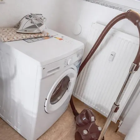 Gemuetliches 2 Mit Garten, Grillmoeglichkeit Und Stauraumflaeche *